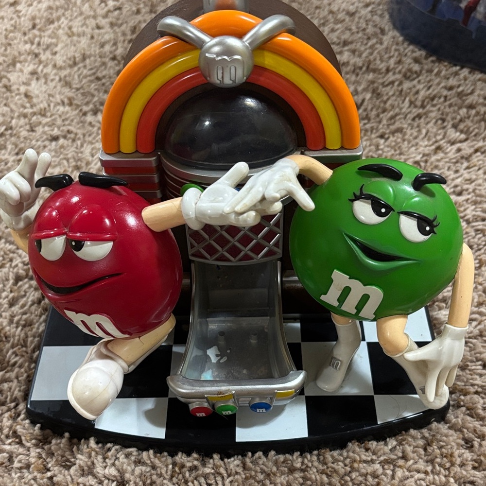 Vintage M&M'S Jukebox dispenser